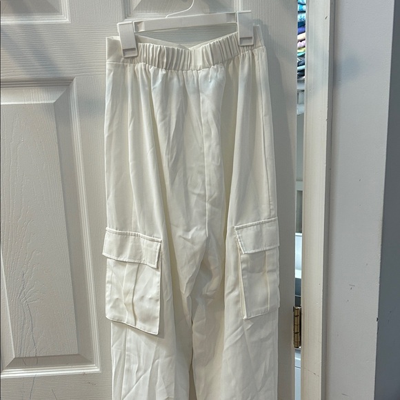 Superdown White Elastic Waist joggers - Picture 5 of 5